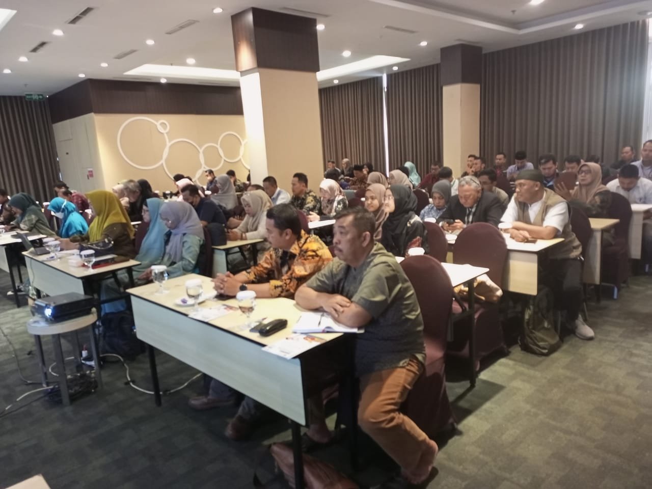 Halal Center Cendekia Muslim Mengikuti Rapat Koordinasi Daerah di Zest Hotel Sukajadi Bandung