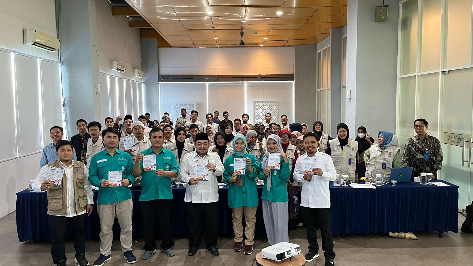 Halal Center Cendekia Muslim Mengikuti Rapat Koordinasi di Hotel Aston Kabupaten Banjar, Kalimantan Selatan.