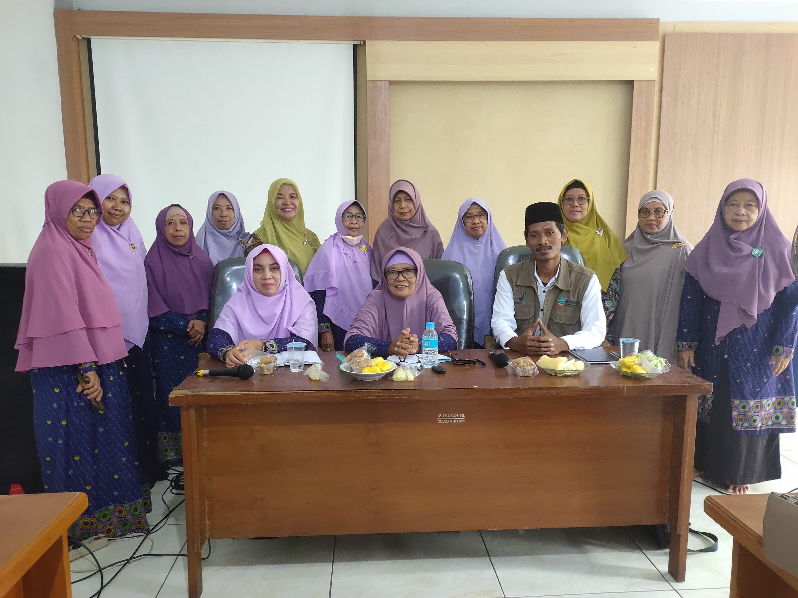Sosialisasi Sertifikasi Halal dan Keamanan Pangan UMKM Binaan Aisyiyah Kabupaten Ngawi