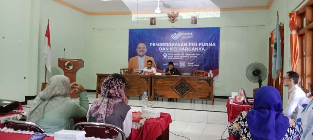 Imam Sujari Pendamping Halal Center Cendekia Muslim, Berbagi Keterampilan dalam Pelatihan Olahan Makanan Kekinian di BP2MI